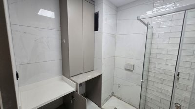Prime Location Antalya Homes In Altintas For Sale -Sleek bathroom