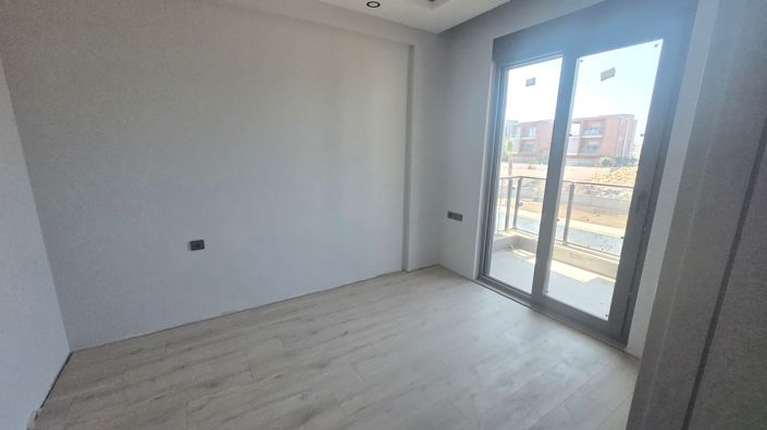 Image No.10-1 Bed Apartment for sale