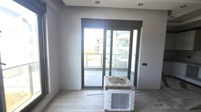 1 & 2 Bed Apartments In Altintas, Antalya For Sale - Balcony from the living room