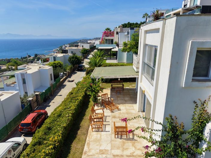 Image No.10-4 Bed Villa for sale