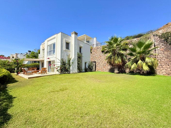 Image No.4-4 Bed Villa for sale