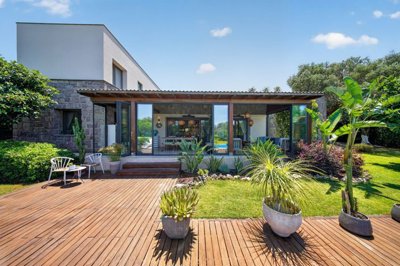Impeccable Bodrum Villa For Sale In Yalikavak - Beautiful architecture