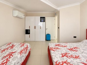 Sea View Penthouse For Sale In Didim - Very spacious bedroom