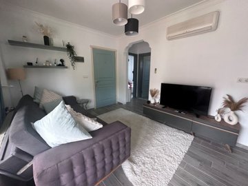 Delightful First-Floor Apartment For Sale In Dalyan - Furnished lounge 