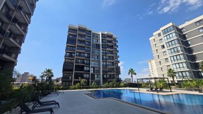 Divine 1-Bedroom Properties For Sale In Antalya - Sunbathing social terraces