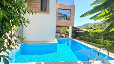 Exquisite Marmaris Villa For Sale - Private swimming pool