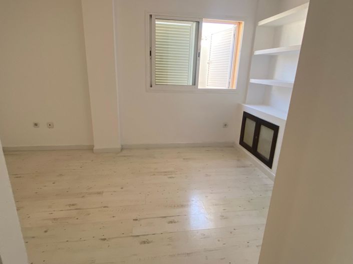 Image No.15-4 Bed Penthouse for sale