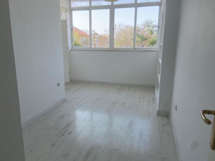 Image No.18-4 Bed Penthouse for sale