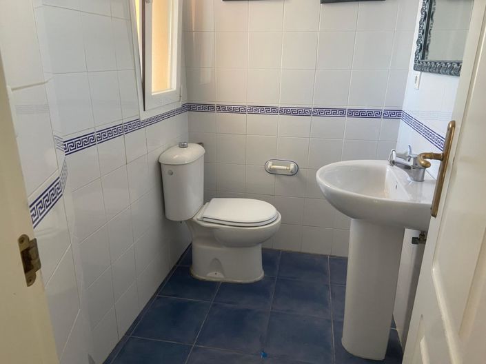 Image No.26-4 Bed Penthouse for sale