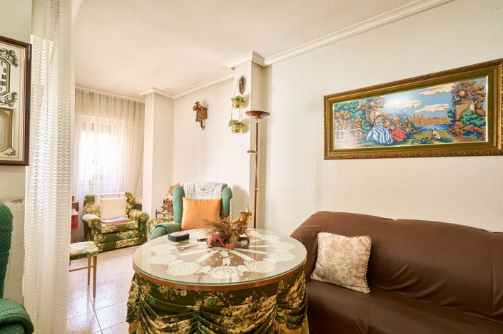 Image No.34-7 Bed Property for sale