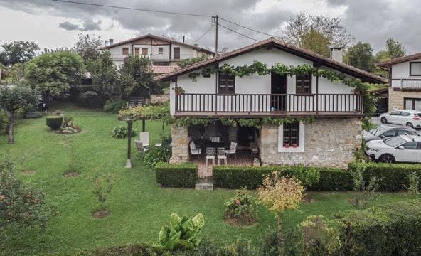 Image No.1-3 Bed House for sale