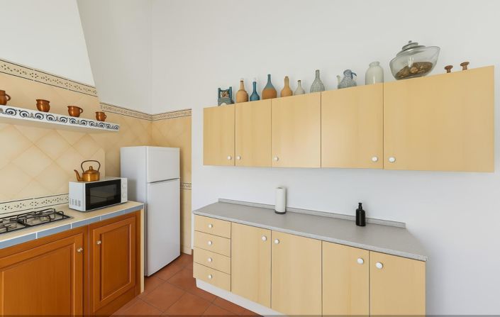 Image No.13-3 Bed House for sale