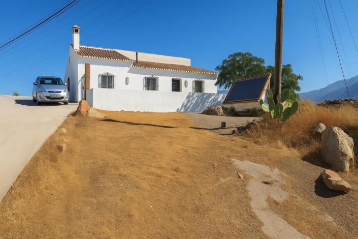 Image No.21-3 Bed House for sale