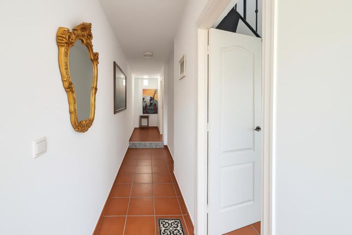 Image No.23-3 Bed House for sale