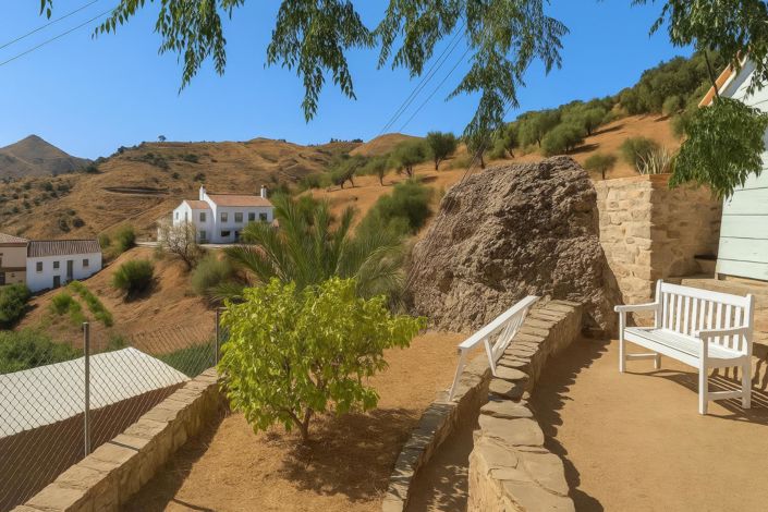 Image No.6-3 Bed House for sale