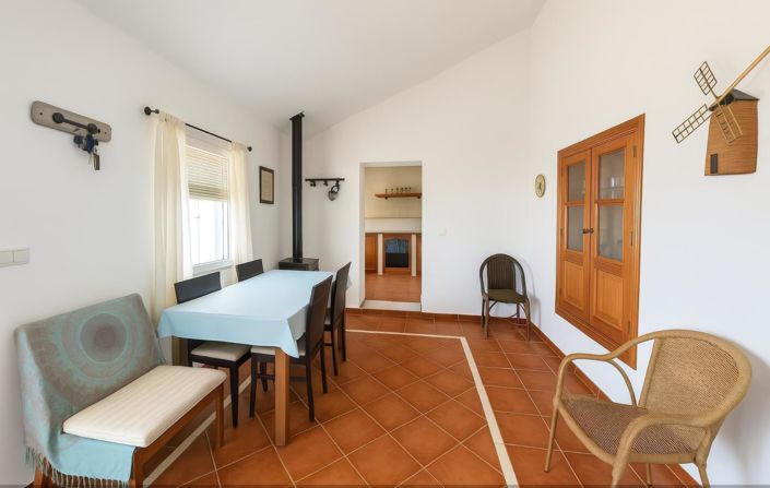 Image No.10-3 Bed House for sale