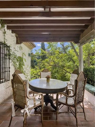 Image No.14-12 Bed House for sale