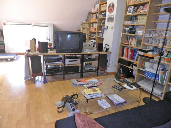 Image No.38-3 Bed Semi-Detached for sale