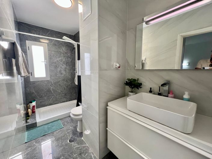 Image No.10-3 Bed Duplex for sale