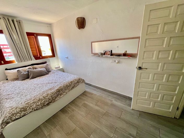 Image No.11-3 Bed Duplex for sale