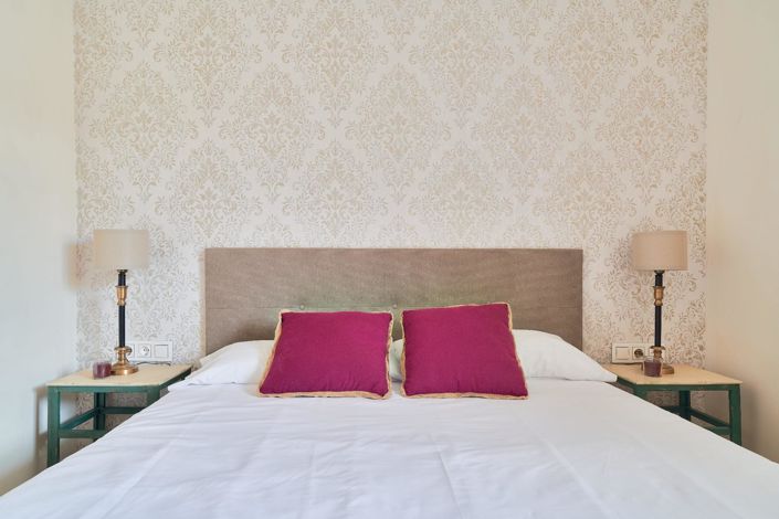 Image No.11-2 Bed Flat for sale