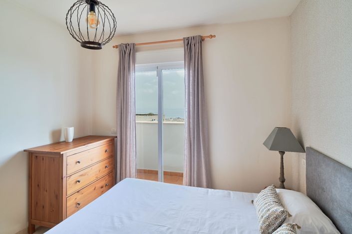 Image No.26-2 Bed Flat for sale