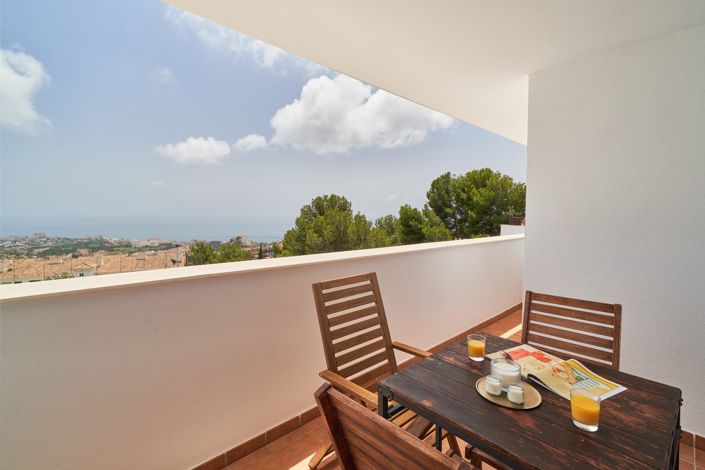 Image No.3-2 Bed Flat for sale