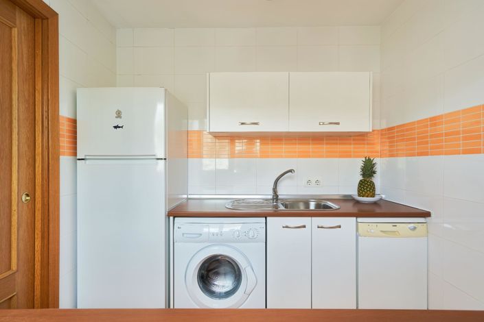 Image No.41-2 Bed Flat for sale