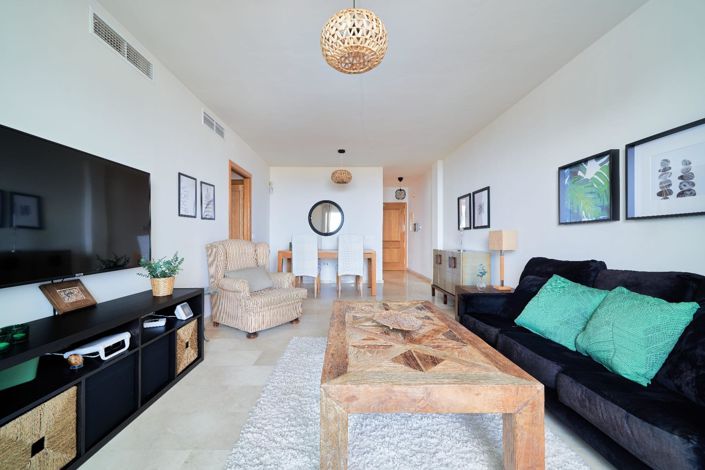 Image No.7-2 Bed Flat for sale