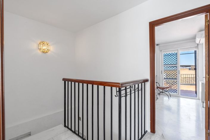 Image No.13-4 Bed Property for sale