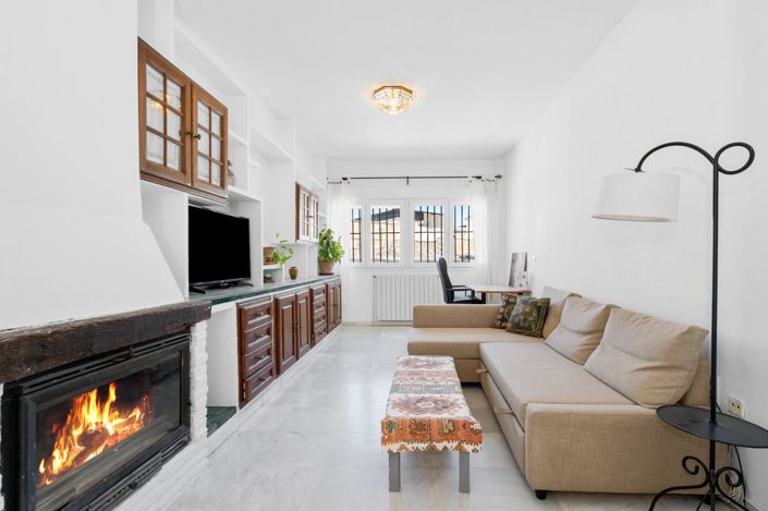 Image No.3-4 Bed Property for sale