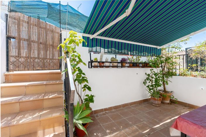 Image No.31-4 Bed Property for sale