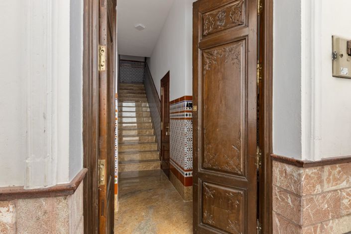 Image No.4-4 Bed Duplex for sale