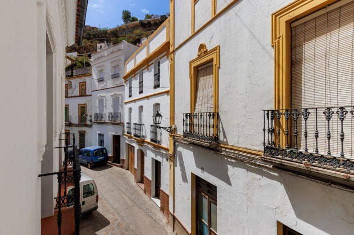 Image No.5-4 Bed Duplex for sale