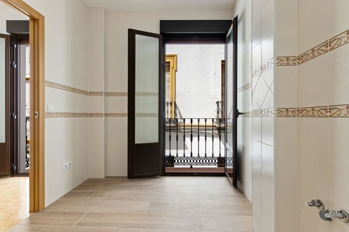 Image No.9-4 Bed Duplex for sale