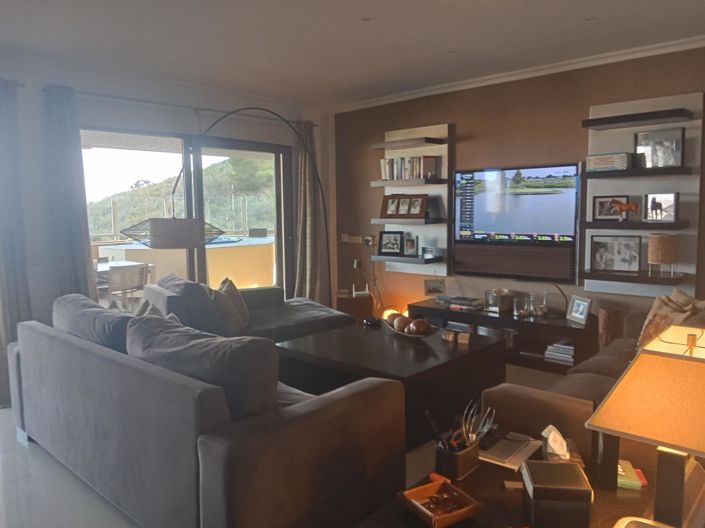 Image No.15-3 Bed Flat for sale