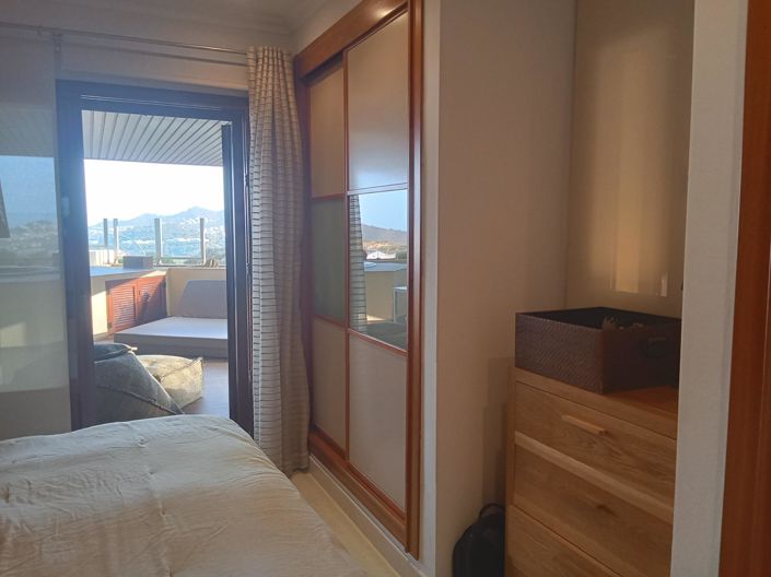 Image No.31-3 Bed Flat for sale