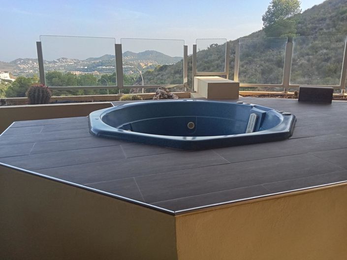 Image No.5-3 Bed Flat for sale