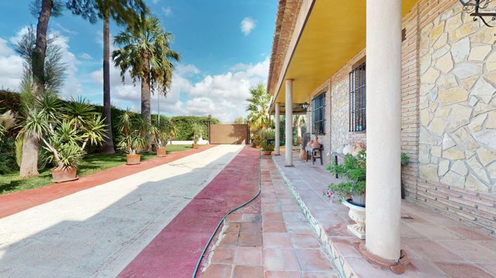 Image No.10-3 Bed Villa for sale