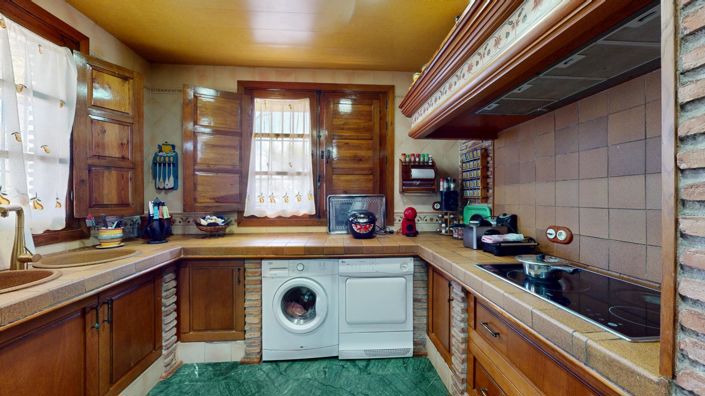 Image No.18-3 Bed Villa for sale