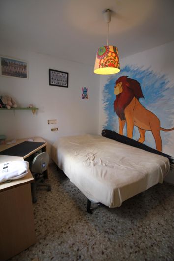 Image No.17-4 Bed House for sale