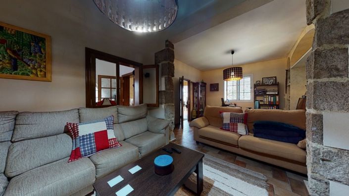 Image No.11-4 Bed House for sale