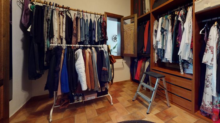 Image No.21-4 Bed House for sale