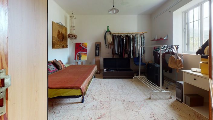 Image No.29-4 Bed House for sale