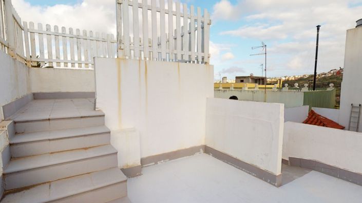 Image No.34-4 Bed House for sale