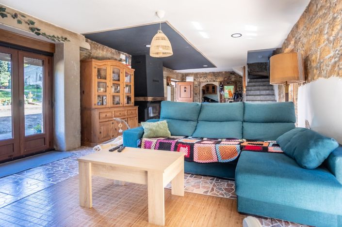 Image No.23-3 Bed Villa for sale