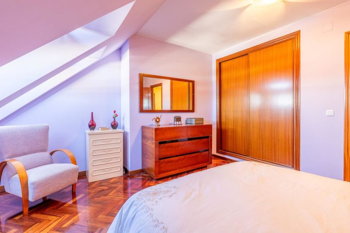 Image No.20-4 Bed Penthouse for sale