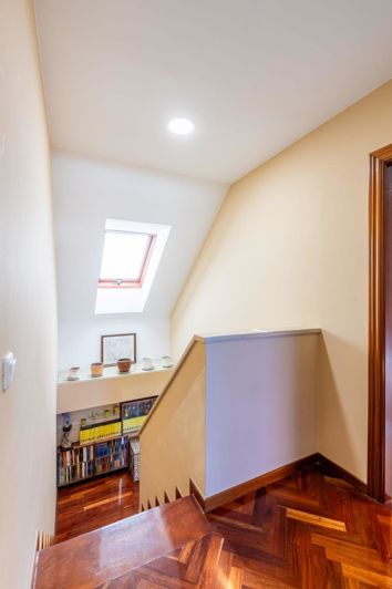 Image No.26-4 Bed Penthouse for sale