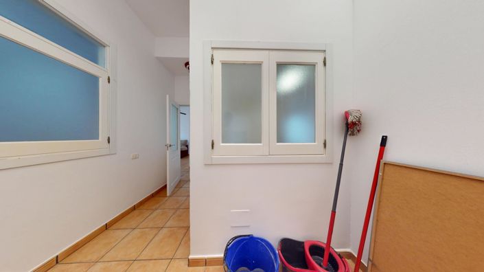 Image No.16-3 Bed Flat for sale