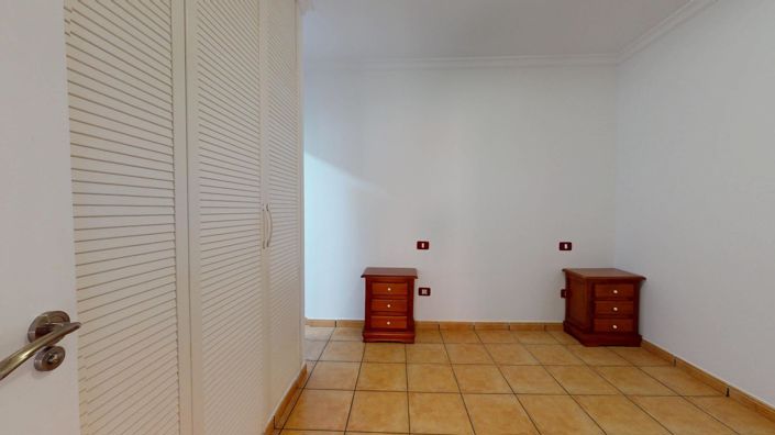 Image No.17-3 Bed Flat for sale